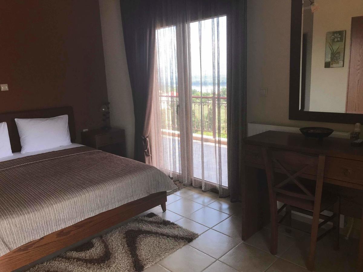Lithótopos Guesthouse Alkioni מראה חיצוני תמונה